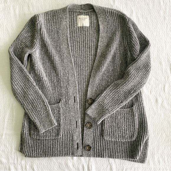 Abercrombie & Fitch Cable Knit Button Up Cardigan - Picture 1 of 8
